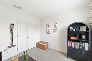 8210 Dolphin Blf Blvd, Wesley Chapel, FL 33545 - Photo 26