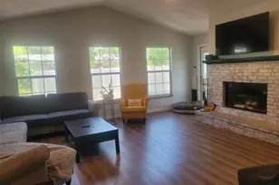 1714 Prince Philip St, Clearwater, FL 33755 - Photo 2