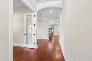 3627 E Clark Cir, Tampa, FL 33629 - Photo 4