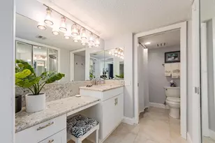 690 Island Way, Clearwater Beach, FL 33767 - Photo 26