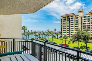 690 Island Way, Clearwater Beach, FL 33767 - Photo 10