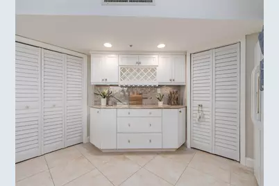 690 Island Way #408, Clearwater Beach, FL 33767 - Photo 12