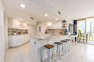 690 Island Way, Clearwater Beach, FL 33767 - Photo 14