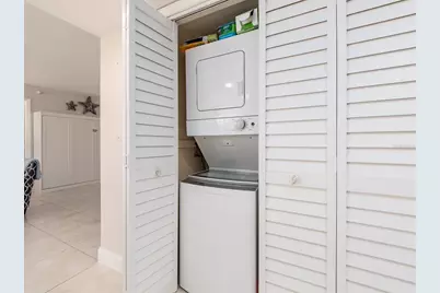 690 Island Way #408, Clearwater Beach, FL 33767 - Photo 18