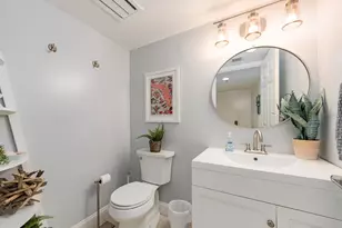 690 Island Way, Clearwater Beach, FL 33767 - Photo 18