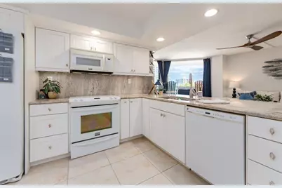 690 Island Way #408, Clearwater Beach, FL 33767 - Photo 16