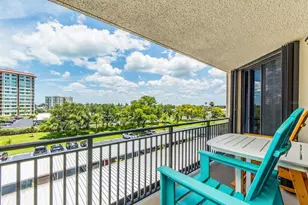 690 Island Way, Clearwater Beach, FL 33767 - Photo 8