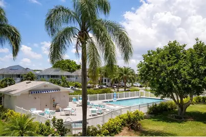 255 Capri Circle N #17, Treasure Island, FL 33706 - Photo 24