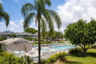255 Capri Cir N, Treasure Island, FL 33706 - Photo 24