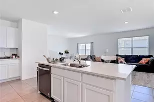 33327 Darley Dl Trl, Wesley Chapel, FL 33545 - Photo 18
