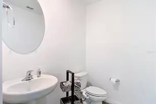 33327 Darley Dl Trl, Wesley Chapel, FL 33545 - Photo 32