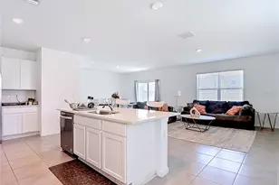 33327 Darley Dl Trl, Wesley Chapel, FL 33545 - Photo 14