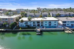 11655 3rd St E, Treasure Island, FL 33706 - Photo 40