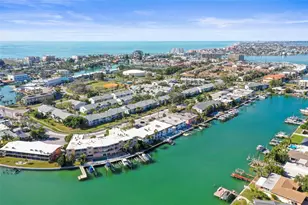 11655 3rd St E, Treasure Island, FL 33706 - Photo 38