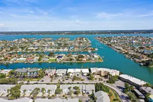 11655 3rd St E, Treasure Island, FL 33706 - Photo 46