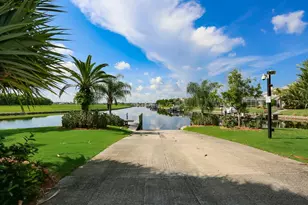 5229 Brighton Shore Dr, Apollo Beach, FL 33572 - Photo 78
