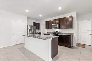 3226 Suncoast Plains Dr, Odessa, FL 33556 - Photo 6