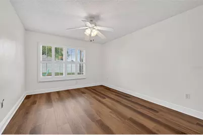 1022 Eden Isle Drive NE, Saint Petersburg, FL 33704 - Photo 34