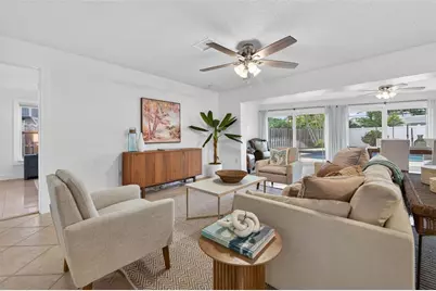 1022 Eden Isle Drive NE, Saint Petersburg, FL 33704 - Photo 12