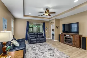 20400 Falling Rock Dr, Land O Lakes, FL 34638 - Photo 8