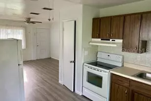 4808 20th St, Zephyrhills, FL 33542 - Photo 4