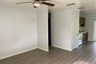 4808 20th St, Zephyrhills, FL 33542 - Photo 2