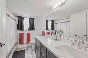 5200 Brittany Dr S, Saint Petersburg, FL 33715 - Photo 14