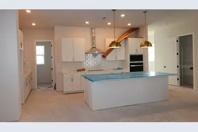 7300 Donnybrook Lane, Sarasota, FL 34240 - Photo 10