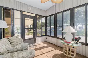 72 Cottagewood Dr, Safety Harbor, FL 34695 - Photo 4
