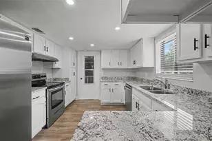 28353 Tanglewood Dr, Wesley Chapel, FL 33543 - Photo 18