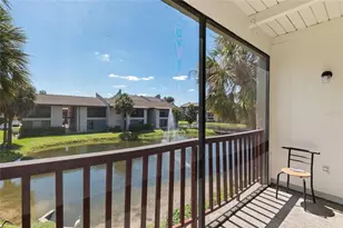 3840 N Lake Dr, Tampa, FL 33614 - Photo 8
