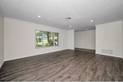13125 Cimarron Circle N, Largo, FL 33774 - Photo 10