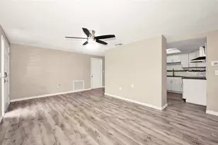 10910 Bridleton Rd, Port Richey, FL 34668 - Photo 4
