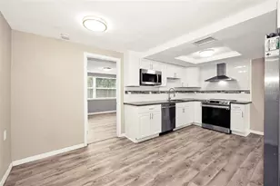 10910 Bridleton Rd, Port Richey, FL 34668 - Photo 12