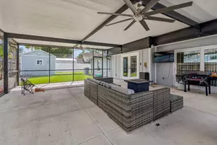 4009 Mountain Springs Ln, Tampa, FL 33624 - Photo 42