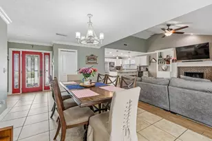 4009 Mountain Springs Ln, Tampa, FL 33624 - Photo 10