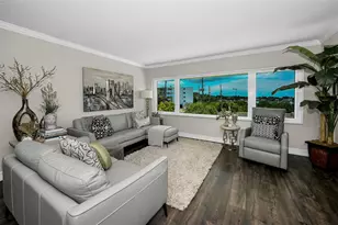 100 Bluff View Dr, Belleair Bluffs, FL 33770 - Photo 8