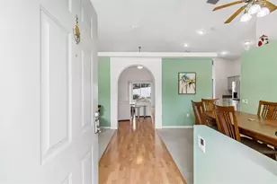 923 Hunter Ln, Tarpon Springs, FL 34689 - Photo 8