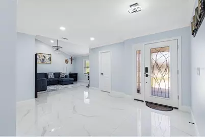 16206 W Course Drive, Tampa, FL 33624 - Photo 6