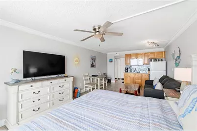 9980 Gulf Boulevard #211, Saint Petersburg, FL 33706 - Photo 8