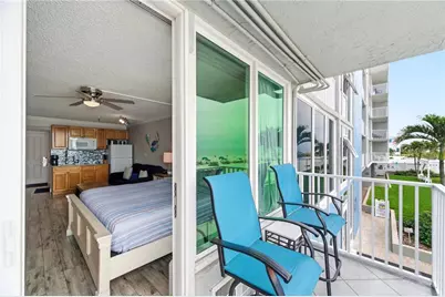 9980 Gulf Boulevard #211, Saint Petersburg, FL 33706 - Photo 14