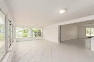 720 115th Ave, Treasure Island, FL 33706 - Photo 16