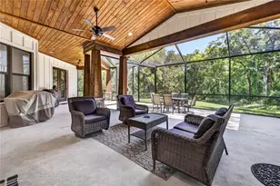 17265 Mdw Blf Vw, Dade City, FL 33523 - Photo 22