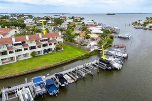 2395 Hanover Dr, Dunedin, FL 34698 - Photo 2