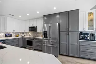 2395 Hanover Dr, Dunedin, FL 34698 - Photo 4