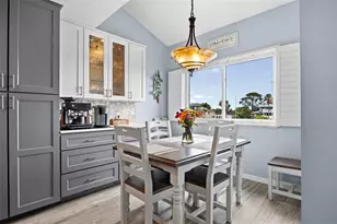 2395 Hanover Dr, Dunedin, FL 34698 - Photo 14