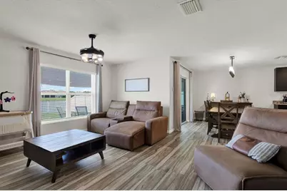 1013 Tidal Rock Ave, Ruskin, FL 33570 - Photo 6