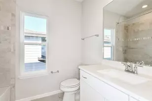 1384 Allagash Dr, Zephyrhills, FL 33540 - Photo 14
