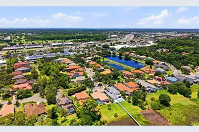 2691 Lakebreeze Lane S, Clearwater, FL 33759 - Photo 60