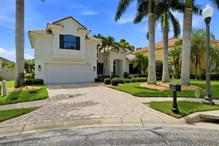 2691 Lakebreeze Ln S, Clearwater, FL 33759 - Photo 1